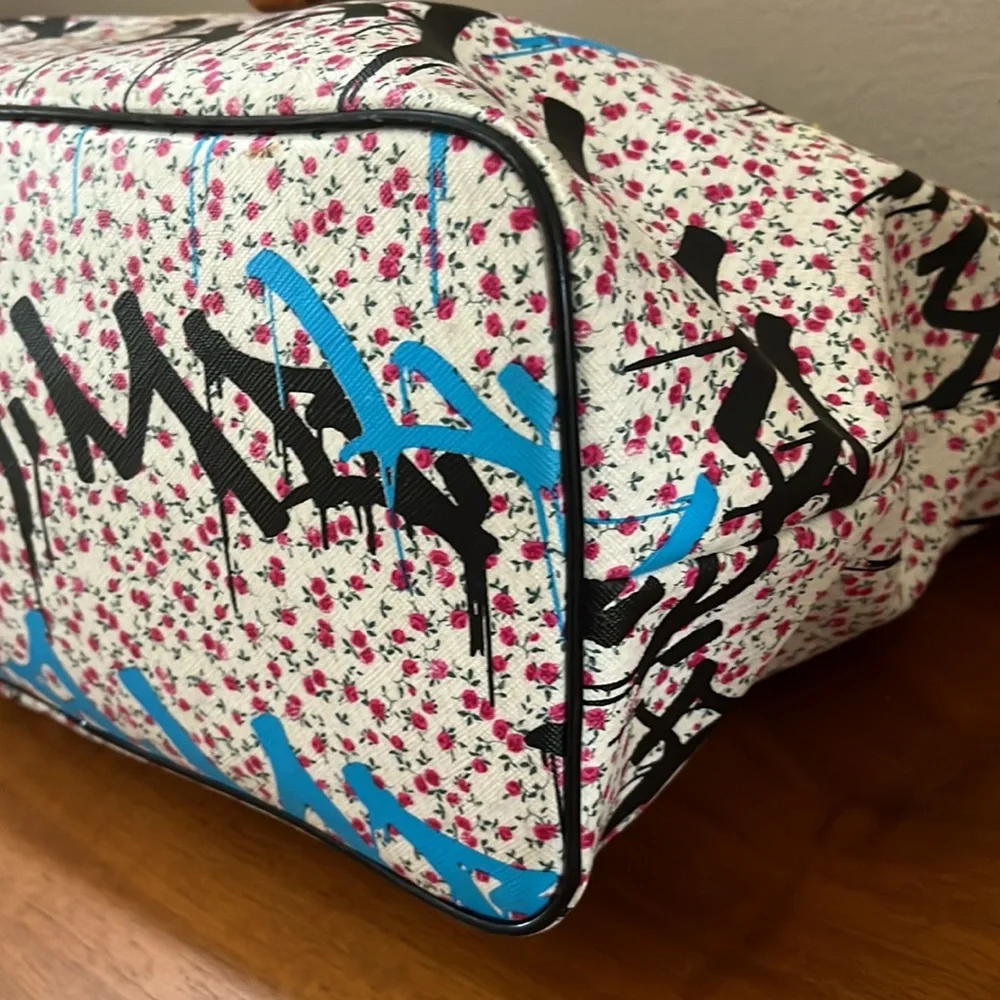 Authentic L.A.M.B Ditzy Graffiti Hobo Handbag - Picture 17 of 17